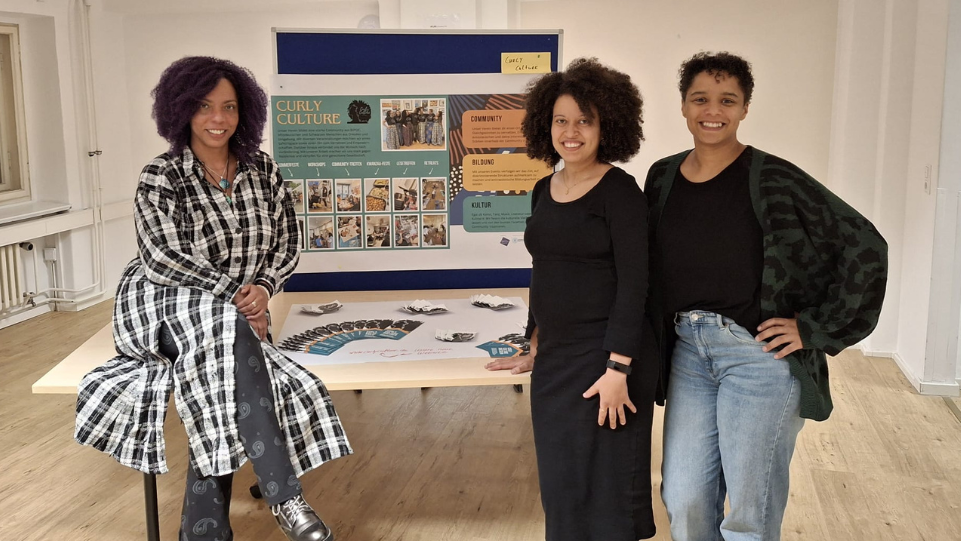 Gruppenbild Abschlussveranstaltung vom Projekt Stark gegen Rassismus